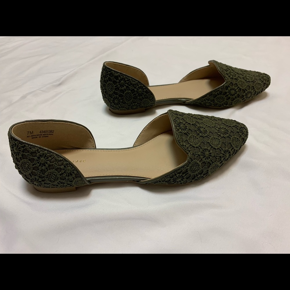 Olive Crochet Flats